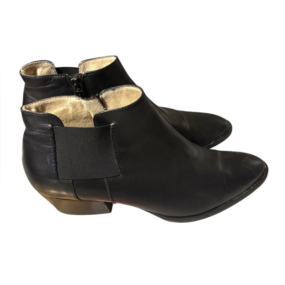 Aquatalia Black Leather Ankle Boots Size 7